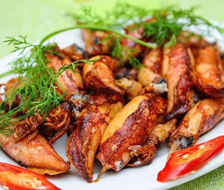 Mực trứng chiên nước mắm